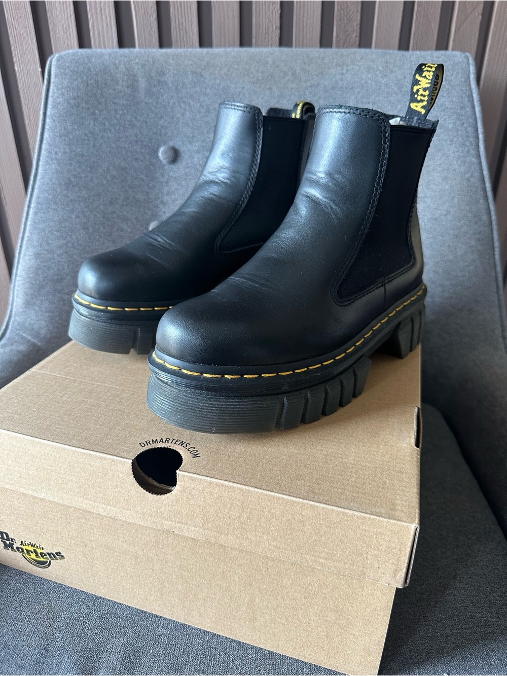 Doc Martens Audrick Nappa Leather Platform Boots New With Box Has Scuff Marks 7